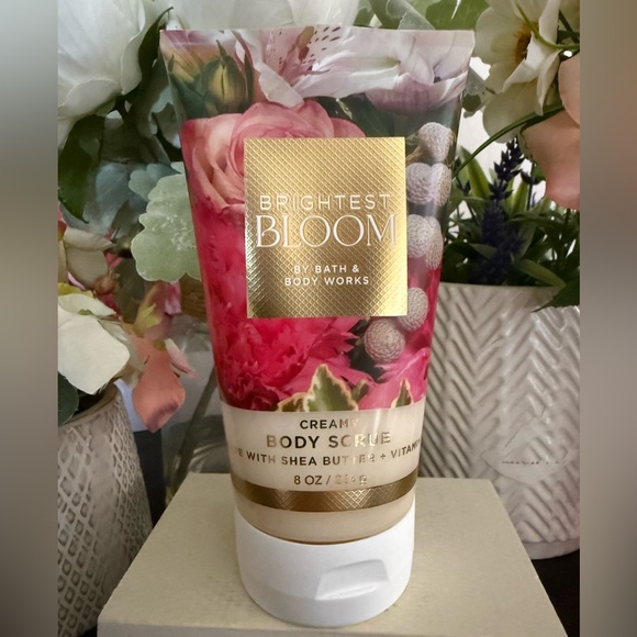 🆕💐 BATH & BODY WORKS “BRIGHTEST BLOOM” CREAMY BODY SCRUB. BRAND NEW FULL SIZE. - Picture 3 of 6